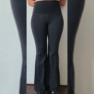 NWOT Aerie Black Flare Leggings